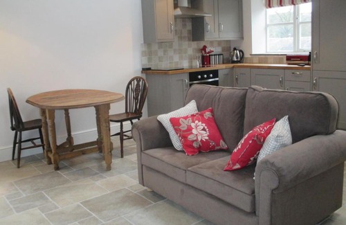 Millthorpe House | Lavender Cottage
