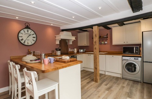 Malvern Cottage | Lavender Cottage