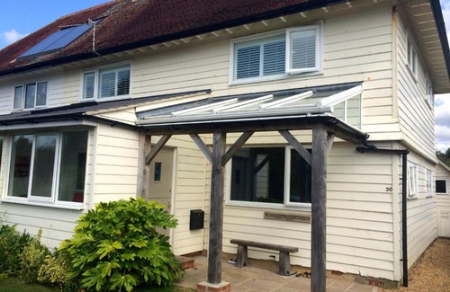 Middleton-on-Sea House | Lavender Cottage