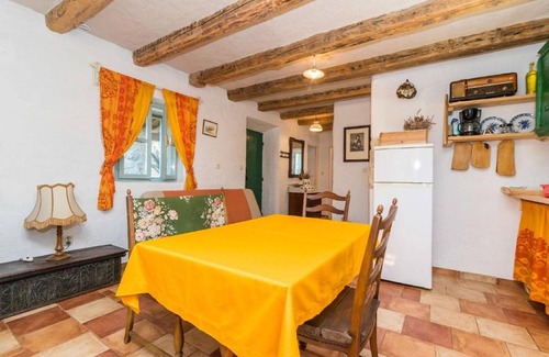 Trpanj Cottage | Lavender Cottage-Two Bedroom Holiday Cottage with Terrace