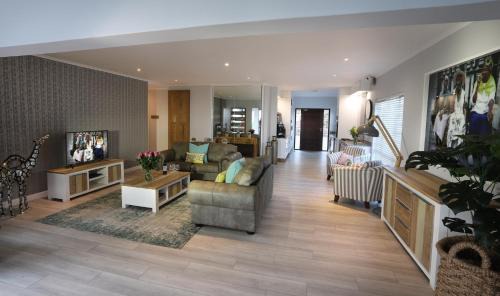 Umhlanga House | Lavender Moon Guest House