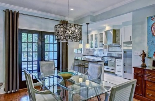 Myers Park Condo | Lavish Myers Park 4 King Condos, 8BR | Private