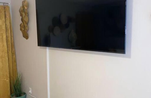 Lake Highlands Apartment | Lay your head on My Shoulders