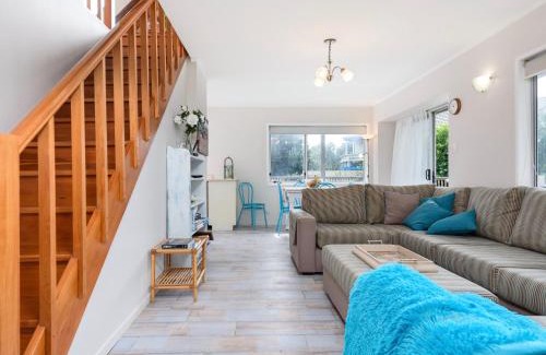 Waihi Beach House | Laze on Loop - Waihi Beach Holiday Home