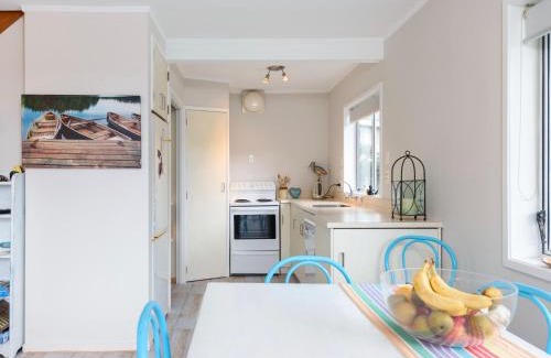 Waihi Beach House | Laze on Loop - Waihi Beach Holiday Home