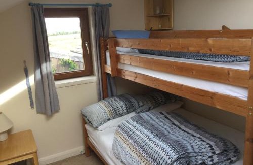 Flouch House | Lazy Daisys