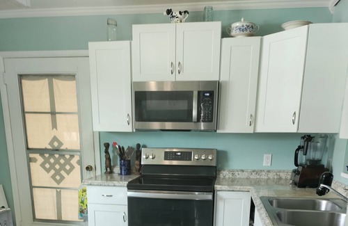 Rock Ridge House | Lazy Lilac Beach Getaway