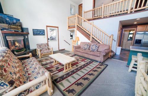 Estes Park House | Lazy R Cottages- 16A cabin