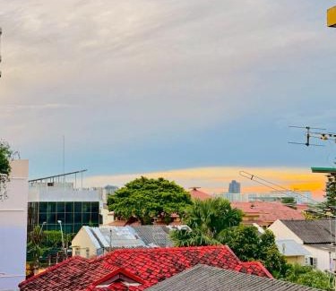 Chana Songkhram Apartment | Lazy Sunday Khaosan Hotel