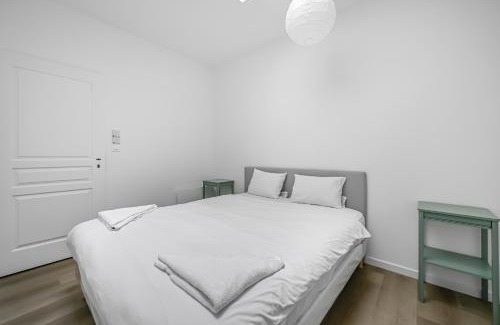 Evreux Apartment | Le Év'Rêve - 6 pers - Parking - 2 bdr
