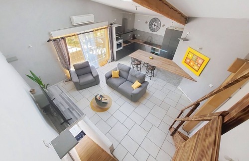 Thezan-les-Beziers House | "Le 34° sud" - 2-bedroom house with jacuzzi.