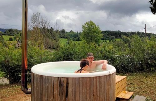 Fort-du-Plasne Ski Chalet | Le bain nordique du lynx boréal