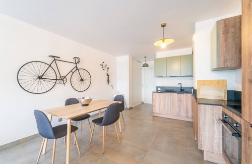 Les Puces de Saint-Ouen Apartment | Le Biron - Appartement 5 personnes