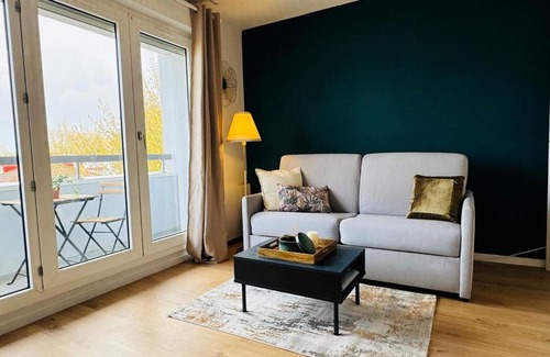 Gradignan Apartment | Le Bocal - Private Parking - Wi-Fi