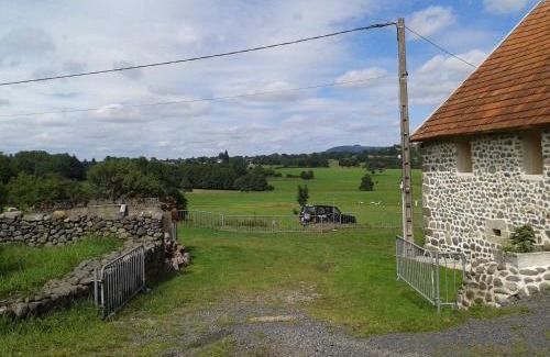 Champagnac Apartment | le bon air est dans le pre