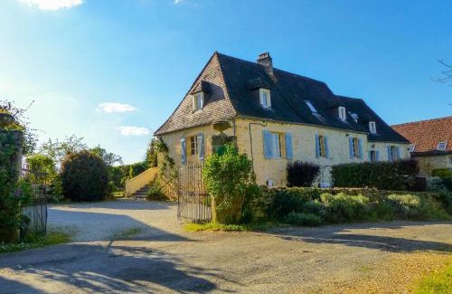 Sainte-Mondane House | Le Bonheur Dans Notre Pré 33 p