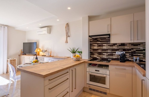 La Nartelle House | Le Bougainvillier by Interhome