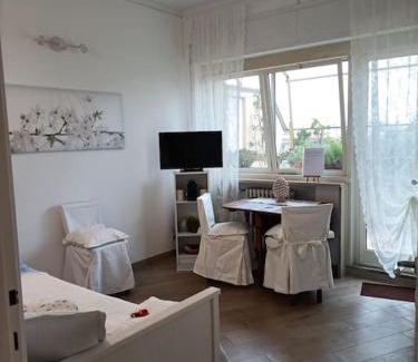 Nomentano Apartment | Le Buganville