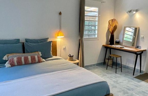 Petit Cul De Sac Beach House | Le Bungalow & Car rental