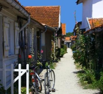 Audenge Ski Chalet | Le Cabanon du Marché