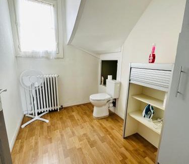 Pont-l'Eveque Apartment | Le Calme en Hyper-Centre