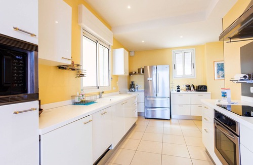 Lazaret Villa | LE CAP DE NICE VI4150 by RIVIERA HOLIDAY HOMES