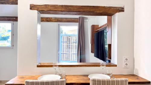 Mougins Apartment | LE CHÊNE - Studio Provençal à Mougins - AC - Wifi - Parking Gratuit -