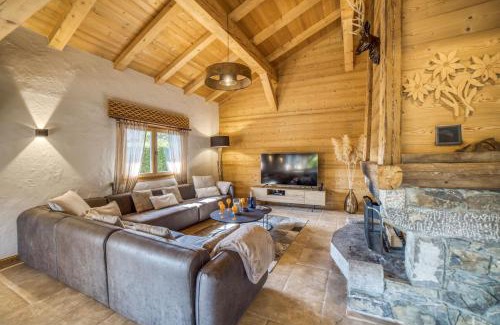 Araches-la-Frasse Ski Chalet | Le CHALAY