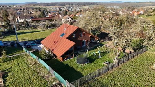 Bouxwiller Ski Chalet | Le Chalet au vieux vignoble avec espace Sauna et Jacuzzi