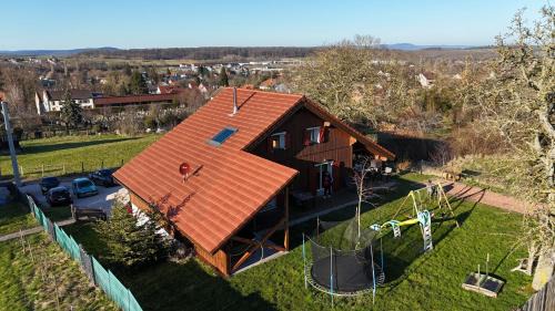 Bouxwiller Ski Chalet | Le Chalet au vieux vignoble avec espace Sauna et Jacuzzi