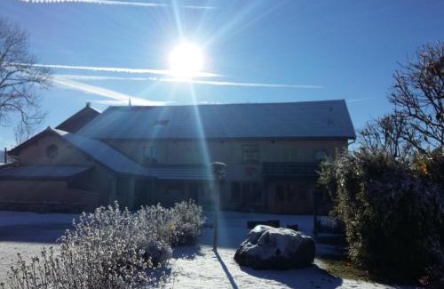 Bief-des-Maisons House | Le Chant du Coq