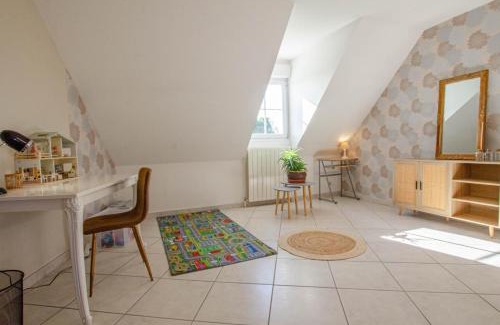 Lusigny-sur-Barse House | Le charles augustin