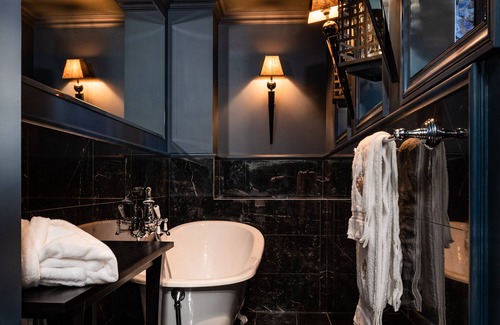 Carquefou Hotel | Le Chateau de Maubreuil