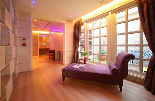 Zhushan Hotel | Le chateau Motel