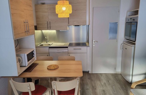 Les Avanchers-Valmorel Apartment | Le Cheval Noir 9 - Cosy renovated 2-room apartment with balcony