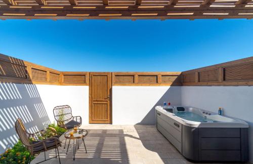 Glastros Apartment | Le Ciel Suites & Villas