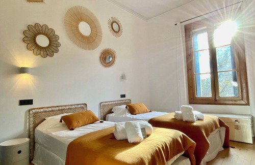 Saint-Series Other | Le Clos Paradis- Mas vigneron, mirror pool and independent studio!