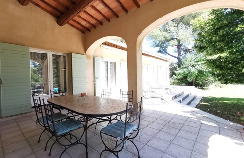 Gemenos Villa | Le Clos Provençal - Quiet house, garden & pool 8 people