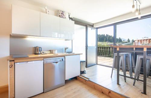 Chamrousse Apartment | Le Cocon d'Edwige - Vue montagne