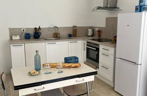 Le Beausset House | Le Coin Bleu Provence between land and sea