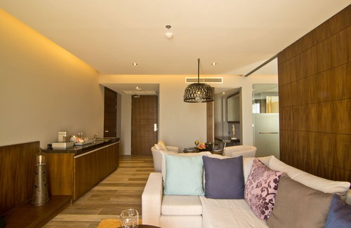 Ban Na Faek Resort | Le Coral Beach Resort and Cafe