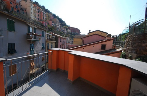 Manarola Apartment | Le Coste "Bilo" by Arbaspàa - Deluxe Apartment in Manarola