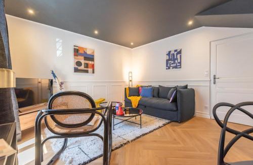 Macon Apartment | Le Cosy Chic . Proche gare . Centre-ville Mâcon . Neuf . Climatisation . Design . Wifi .