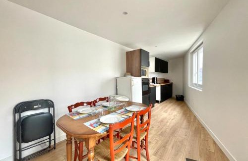 La Tranche-sur-Mer House | Le Cosy Tranchais - city center - 300 m beach