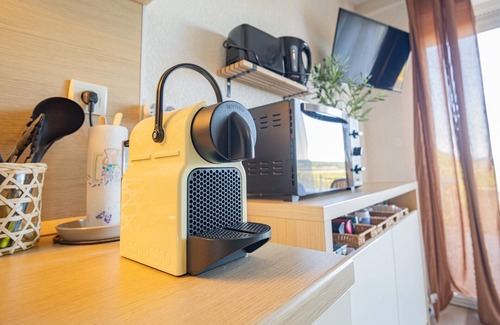 Azille Apartment | Le Cosy Vignes - Piscine partagée