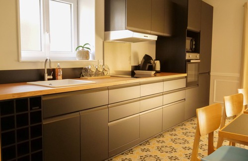 Saint-Brice-sur-Vienne House | Le Cottage Limousin, Gîte sur les Bords de Vienne, Proche Limoges/Saint-junien