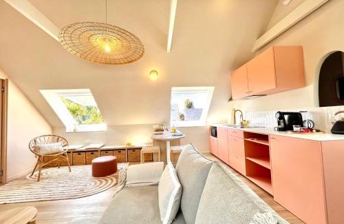 Saint-Evarzec Apartment | LE DOMAINE DE SOANI - Piscine intérieure, Jacuzzis & Sauna ADULT ONLY