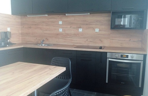 Saint-Etienne Apartment | Le Duplex d'Abi, quiet, overlooking courtyard, close to the center of Saint Étienne