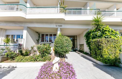 Les Baumettes Apartment | LE FLORIDE AP4156 Nice, by Riviera Holiday Homes