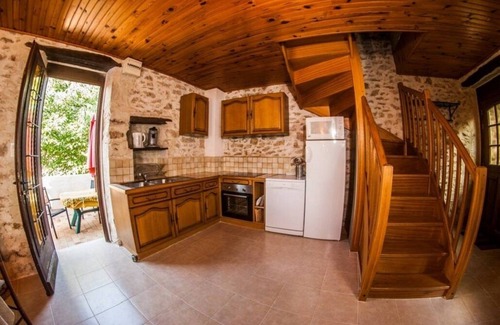 Saint-Andre-de-Roquepertuis House | Le Pigeonnier - Cozy little natural stone house